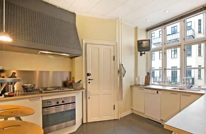 With Excellent Location شقة